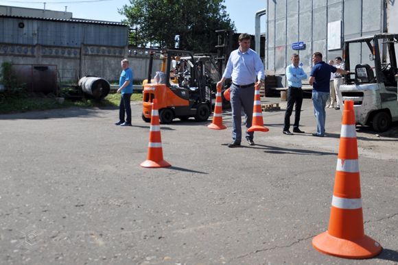 Подготовка площадки для тест драйва погрузчиков Doosan