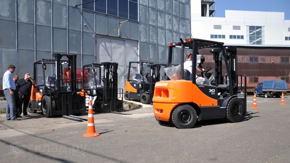 Тест драйв дизельного погрузчика Doosan D30S-5