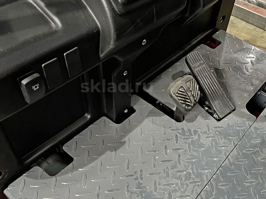 Forklift_GROS_Mima_MK_L15_19_skladru.jpg