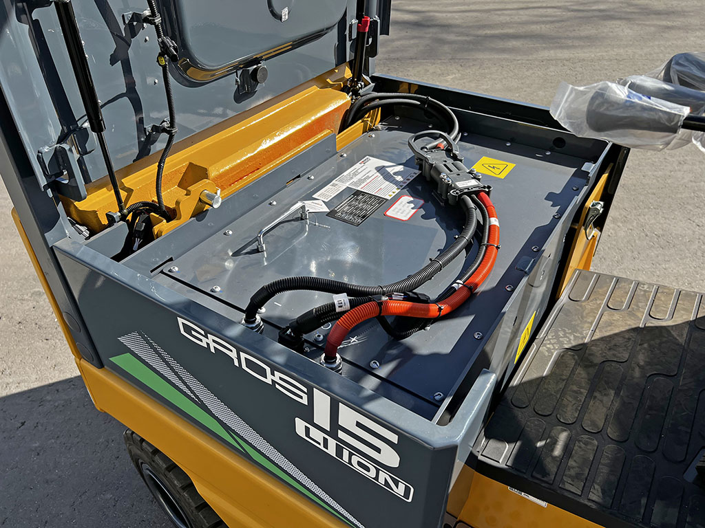 electric_forklift_gros_heli_CPD15-HB3Li_bataria.jpg