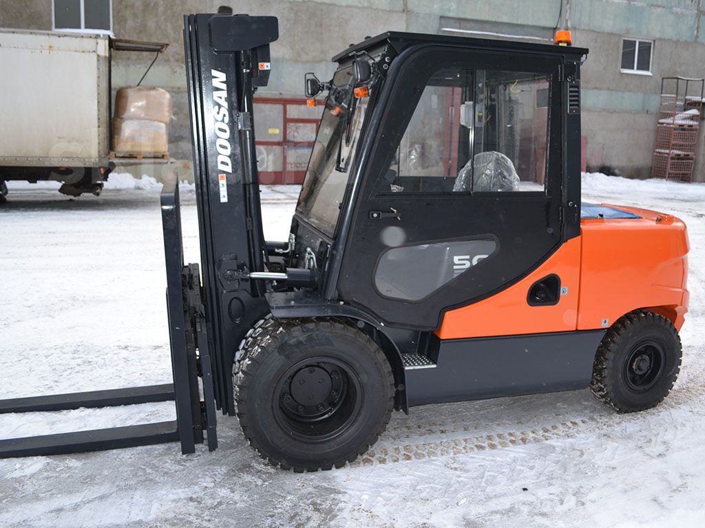 kabina_doosan_bok2_skladru.jpg