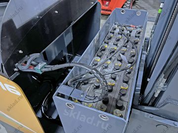 Ричтрак электроштабелер 1.6 тонн модель CQD16 с высотой подъема 9500 мм, в холодном исполнении, завод HELI