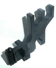 Держатель в/в проводов  MD086599