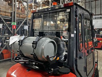 Газобензиновый вилочный погрузчик 2.5 тонны GROS LG25GLT двигатель GCT K21 Япония (завод LONKING)