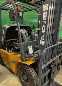 Дизельный вилочный погрузчик 1.75 тонн модель CPCD18, завод HELI (двигатель ISUZU)