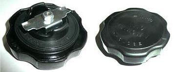 Крышка маслозаливной горловины  MD008784