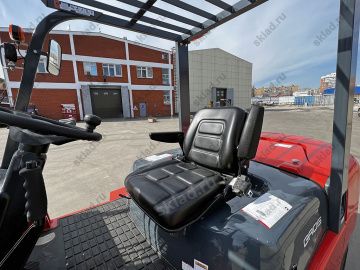 Дизельный вилочный погрузчик 5 тонн модель CPCD50, завод HELI (двигатель XINCHAI)