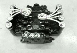 Гидрораспределитель  4-х секционный 31810-16911