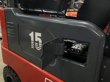 Электропогрузчик вилочный 1.5 тонны четырехопорный GROS MK-L15 (батарея Li-ion, завод MIMA)