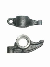 Коромысло клапана  правое  13258-FY500