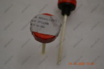 Крышка гидробака с щупом  BBZ24V2.0-L7W.3