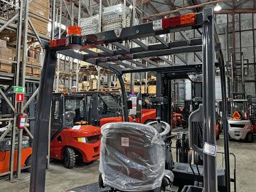 Электропогрузчик вилочный четырехопорный 3 тонны GROS LG30B-Li (батарея Li-ion, завод LONKING)