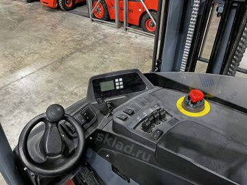 Ричтрак электроштабелер 1.6 тонн модель CQD16 с высотой подъема 9500 мм, в холодном исполнении, завод HELI