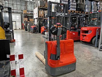 Штабелер самоходный 1.2 тонны с высотой подъема 3 метра GROS CL1230J (аккумулятор AGM)