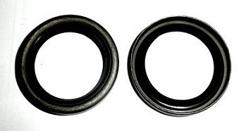 Сальник оси  поворотного кулака 43233-23320-71