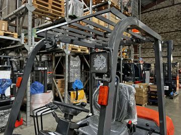 Электропогрузчик вилочный 3.8 тонны GROS LG38В модификация EFL с высоким клиренсом (батарея Li-ion, завод LONKING)