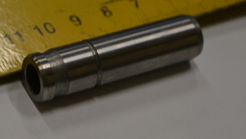 Втулка направляющая клапана  11122-76007-71