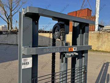 Самоходный штабелер 1.5 тонны с высотой подъема 2.5 метра GROS MBD1525LC (завод MIMA)