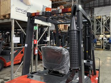 Дизельный вилочный погрузчик 2.5 тонны GROS LG25-5 (завод LONKING, двигатель XINCHAI)