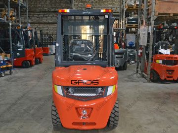 Дизельный вилочный погрузчик 3 тонны GROS LG30DT (завод LONKING, двигатель XINCHAI)