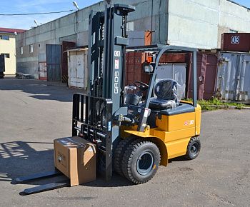 Поставка вилочного электропогрузчика на завод по обработке и сварке металлов