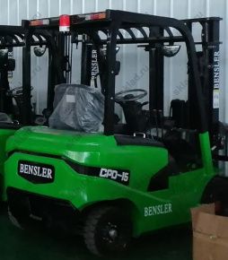 Электропогрузчик вилочный 1.5 тонны четырехопорный BENSLER CPD-15 (батарея Li-ion, завод NUOMAN)