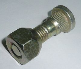Болт колесный с гайкой  90114-12012-71   90179-12004-71