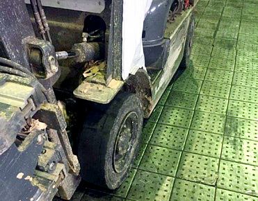 Долговечный погрузчик Nissan