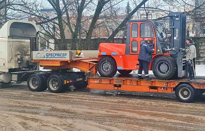 Компания из Новороссийска приобрела вилочный погрузчик GROS 10 т для обработки крупногабаритных грузов