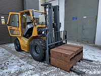 Погрузчик повышенной проходимости GROS CPCD30 (4х2) грузоподъемностью 3.0 тонны 