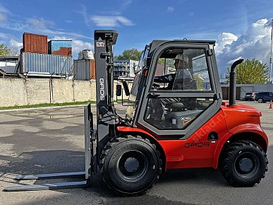 Инновации в движении: полноприводный погрузчик с двигателем Yunnei и адаптивной трансмиссией