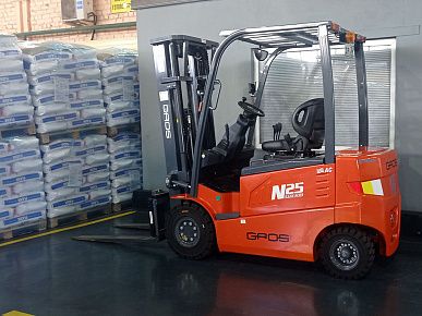 Отзыв клиента: компания модернизирует цеха с помощью электропогрузчиков GROS